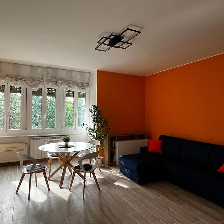 The Bright Place: Wide And Modern Condo Apartment In Милан Экстерьер фото